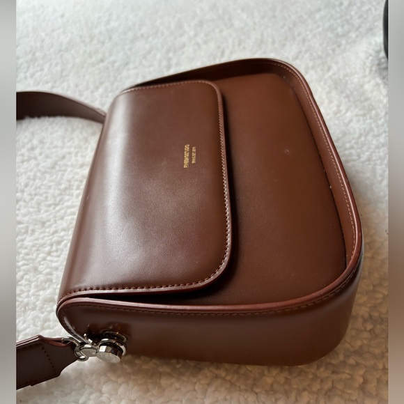FinebagStudio Brand Brown Leather Crossbody Bag - Picture 2 of 8